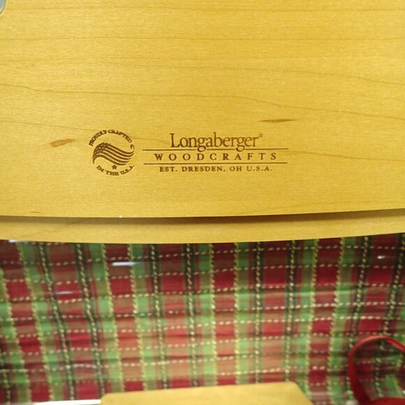 2008 Longaberger "Wrap it up" Christmas basket - Picture 6 of 8
